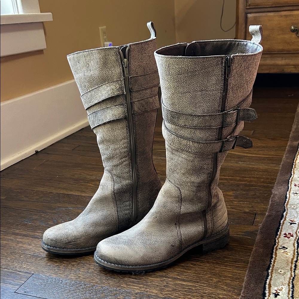 Matisse Taupe Heeled Boots 9W Wide Calf